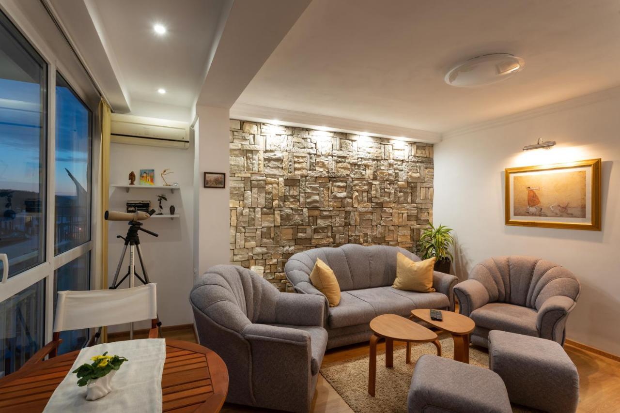 Tsarevets Panoramic Apartments Veliko Tarnovo Buitenkant foto