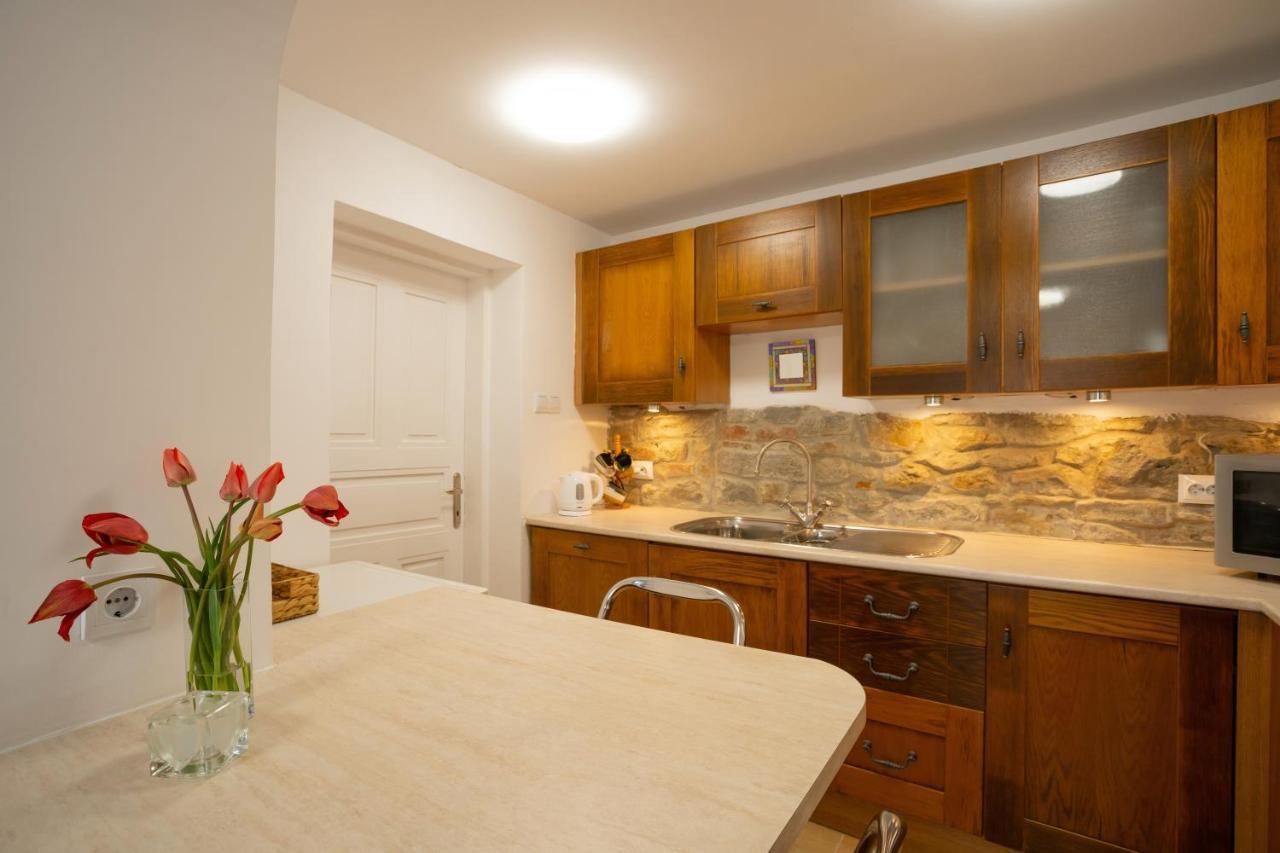 Tsarevets Panoramic Apartments Veliko Tarnovo Buitenkant foto