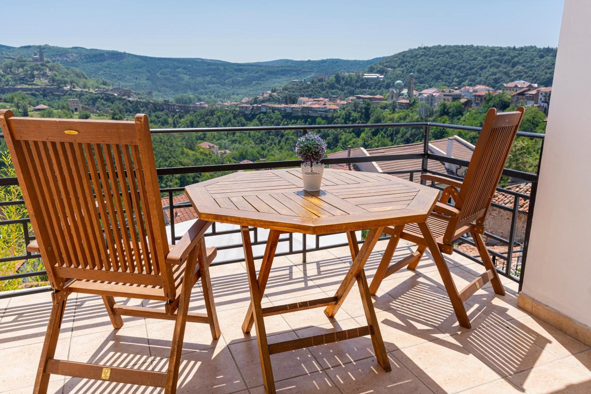 Tsarevets Panoramic Apartments Veliko Tarnovo Buitenkant foto