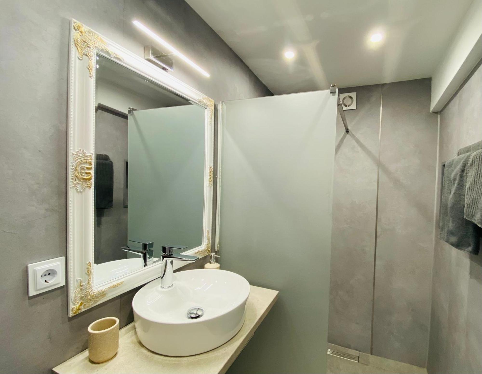 Tsarevets Panoramic Apartments Veliko Tarnovo Buitenkant foto